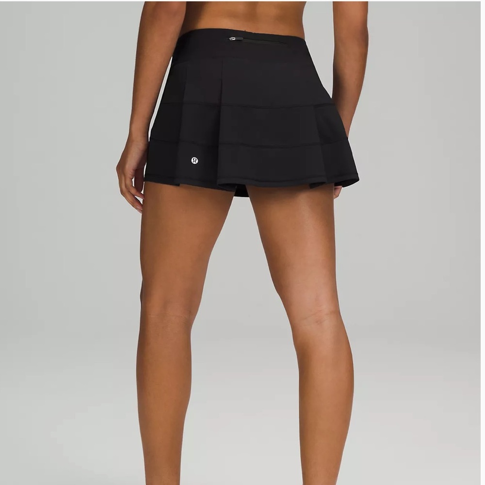 Pace Rival Mid-Rise Skirt
